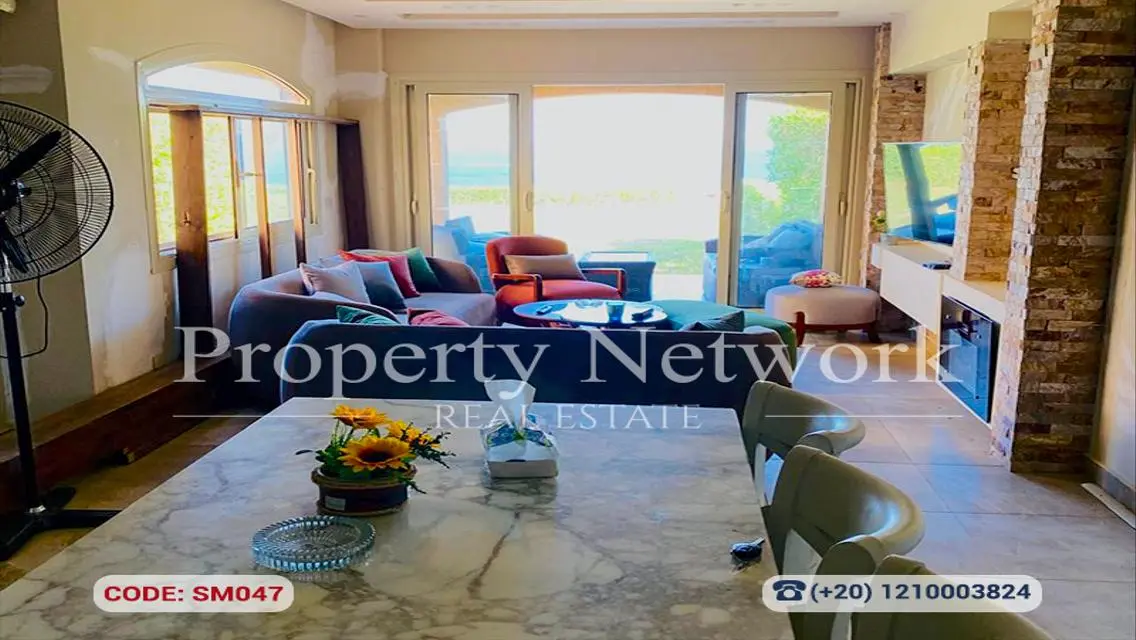 Luxury Apartment with Private Garden in Prime Location