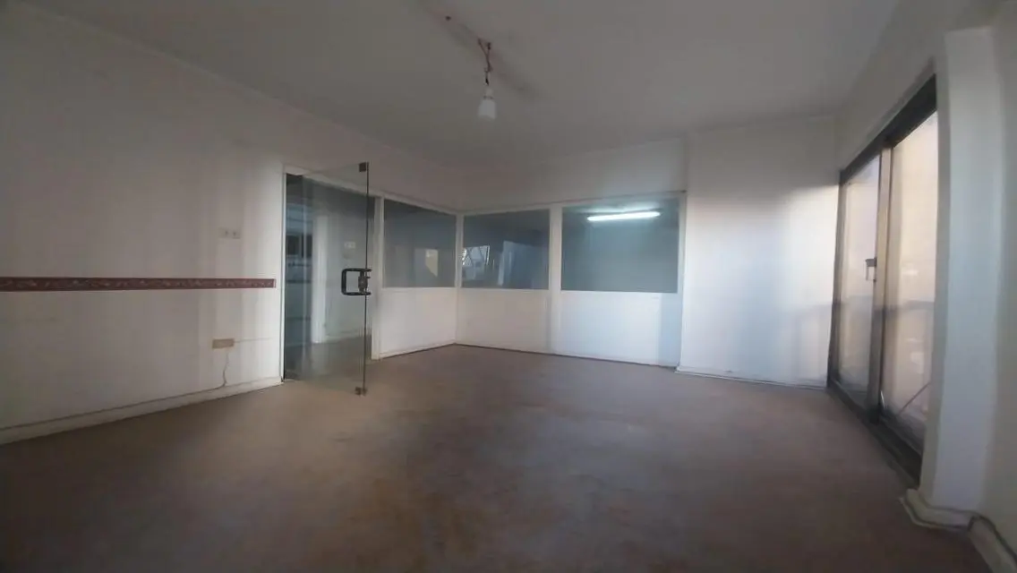 Luxury Apartment for Sale Overlooking Key Landmarks