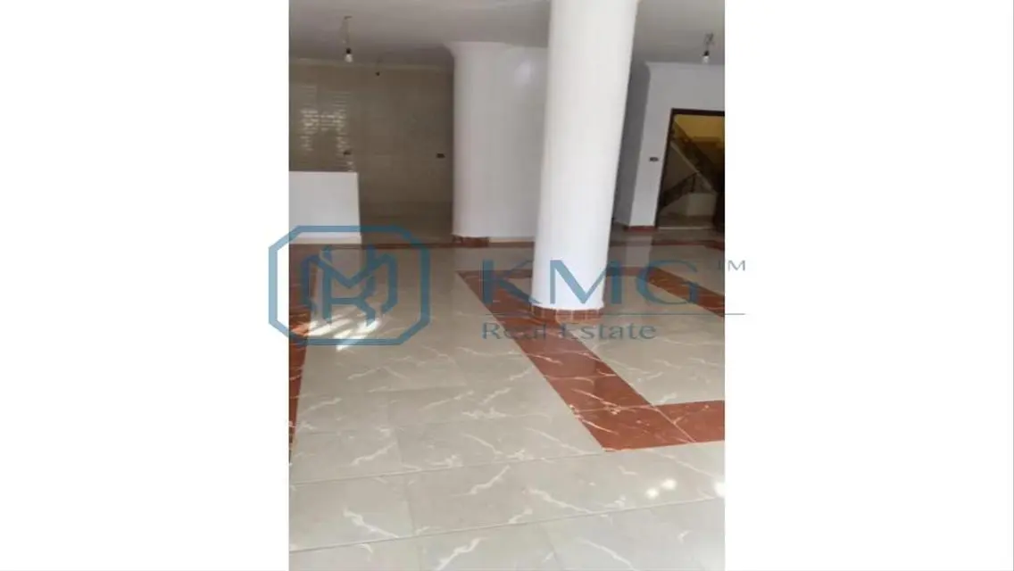 شقة فاخرة بمساحة 2103 متر² للبيع