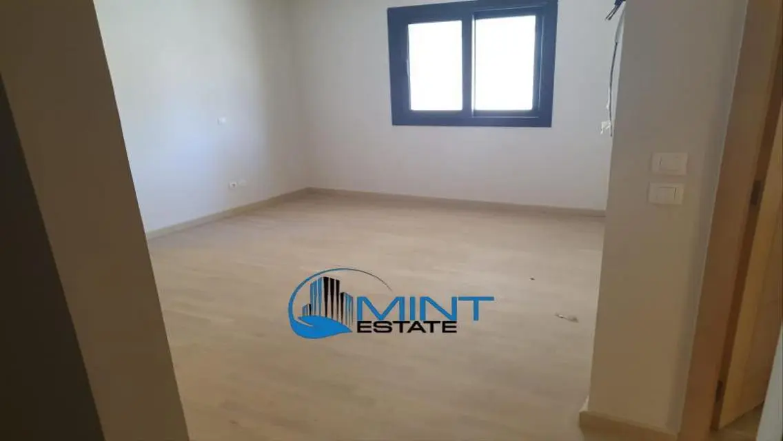 Luxury Apartment with 245 sqm in My Life