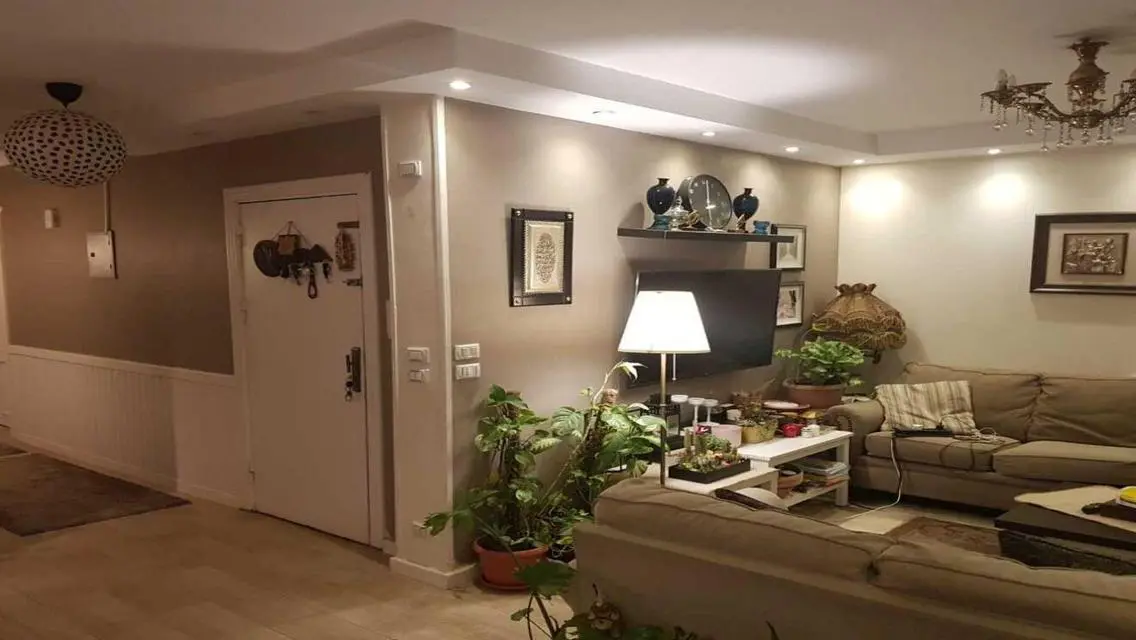 Luxurious 165 sqm Apartment in a Prime Location