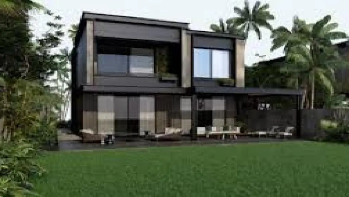 Luxury Apartment Overlooking Lakes at an Attractive Price