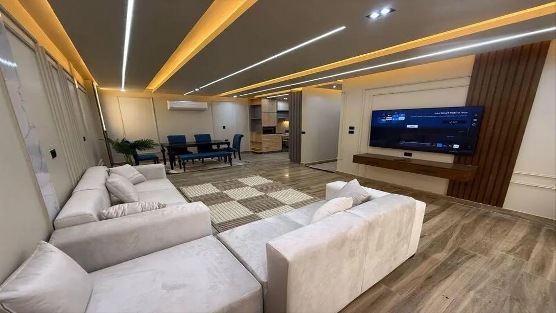 Elegant 2-Bedroom Apartment with Stunning Amenities