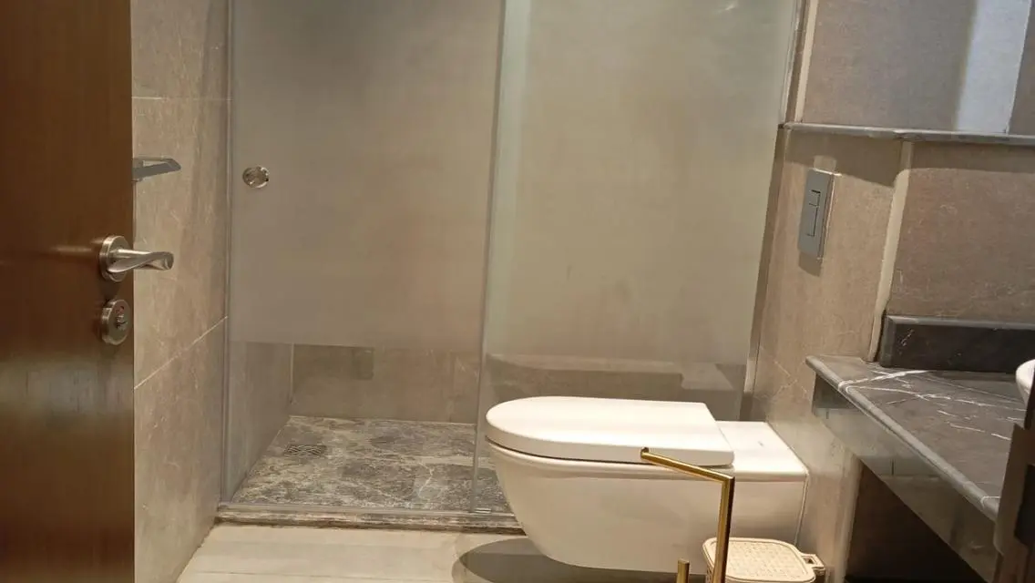 Luxurious Apartment for Sale with Ample Space at an Attractive Price