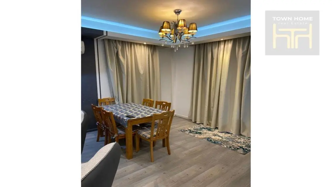 Luxurious Town Home with Amazing Features