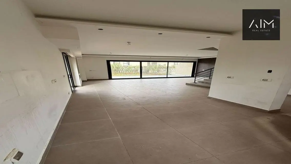 Luxury Apartment with Spacious Balcony and Security Guard