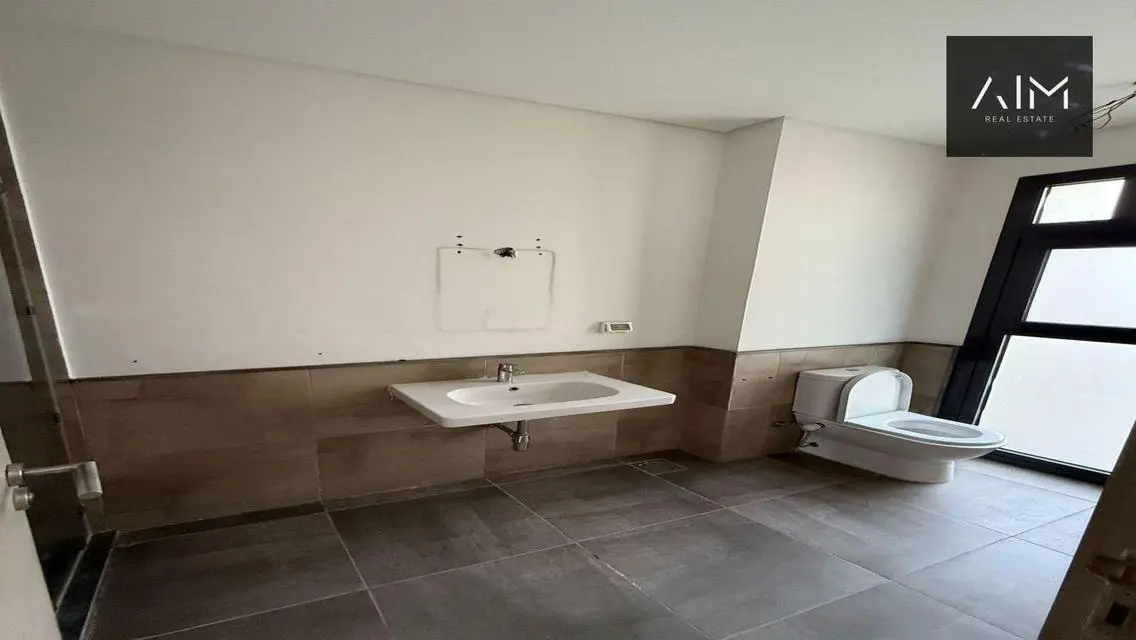 Luxury Apartment with Spacious Balcony and Security Guard