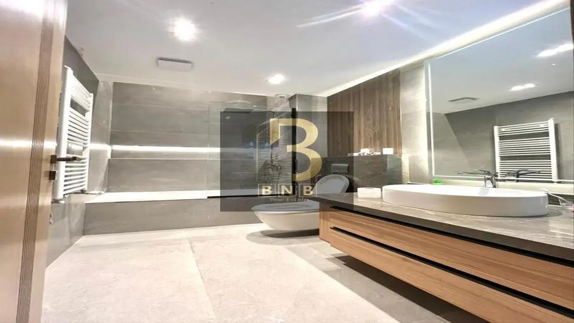 Luxury Villa for Sale with Private Garden and Pool