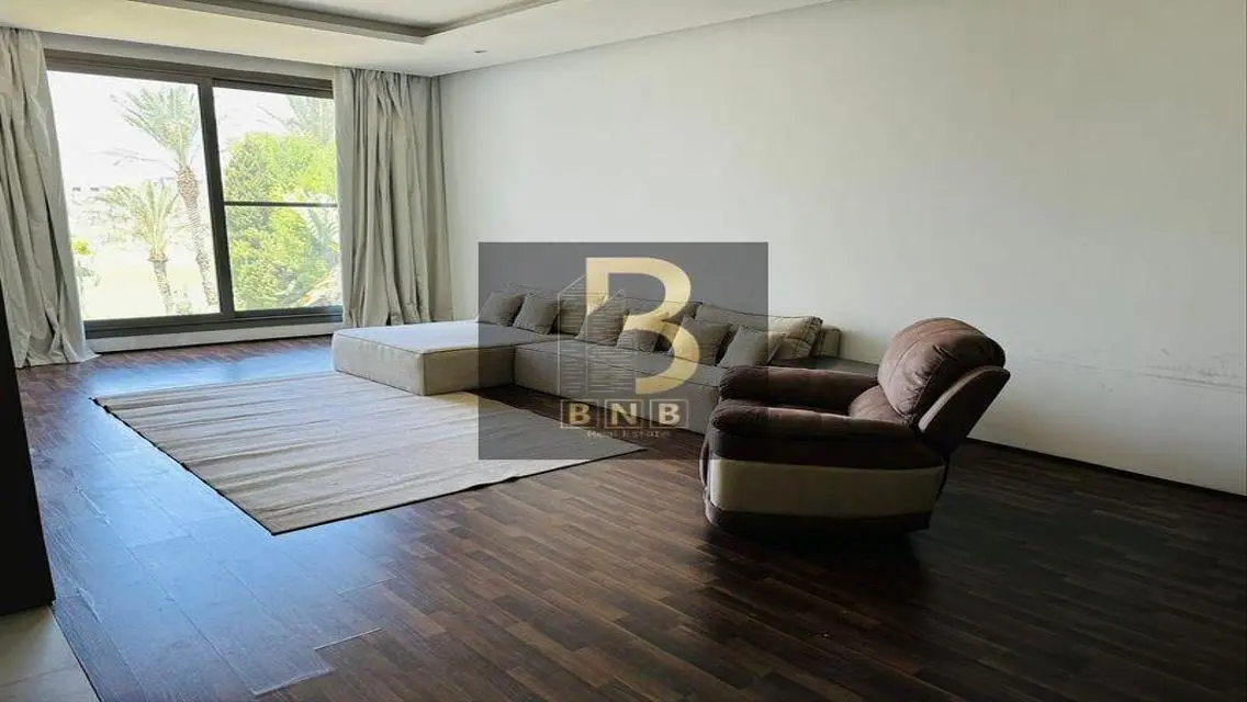 Luxury Villa for Sale with Private Garden and Pool