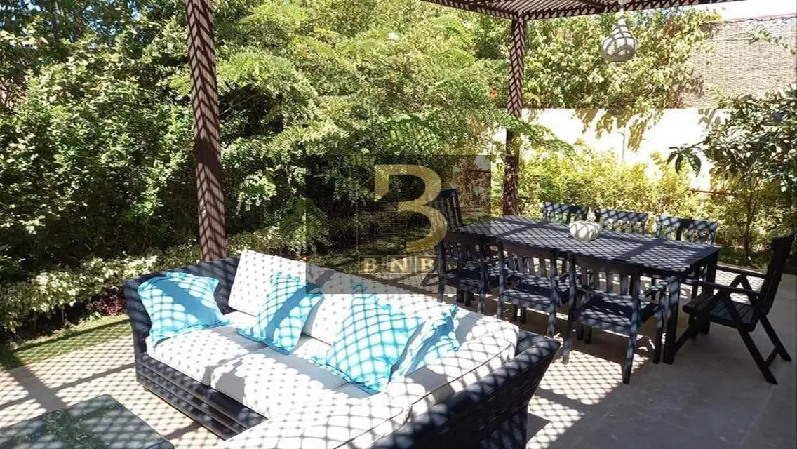 شقة فاخرة بمساحة 450 متر في هندي 20