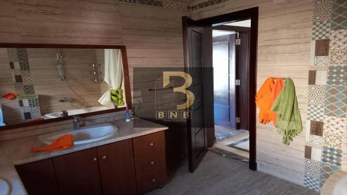شقة فاخرة بمساحة 450 متر في هندي 20