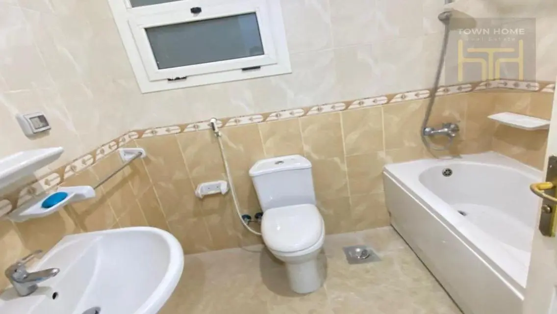Luxurious 3-Bedroom Apartment with Stunning Views