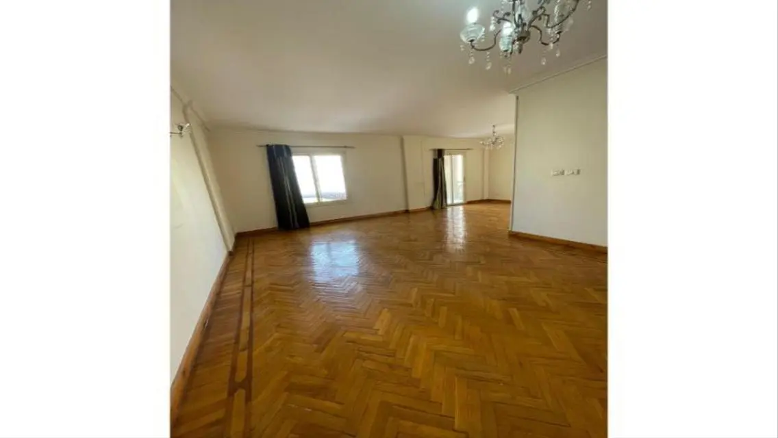 Luxurious 155 sqm Apartment in Heart of the City