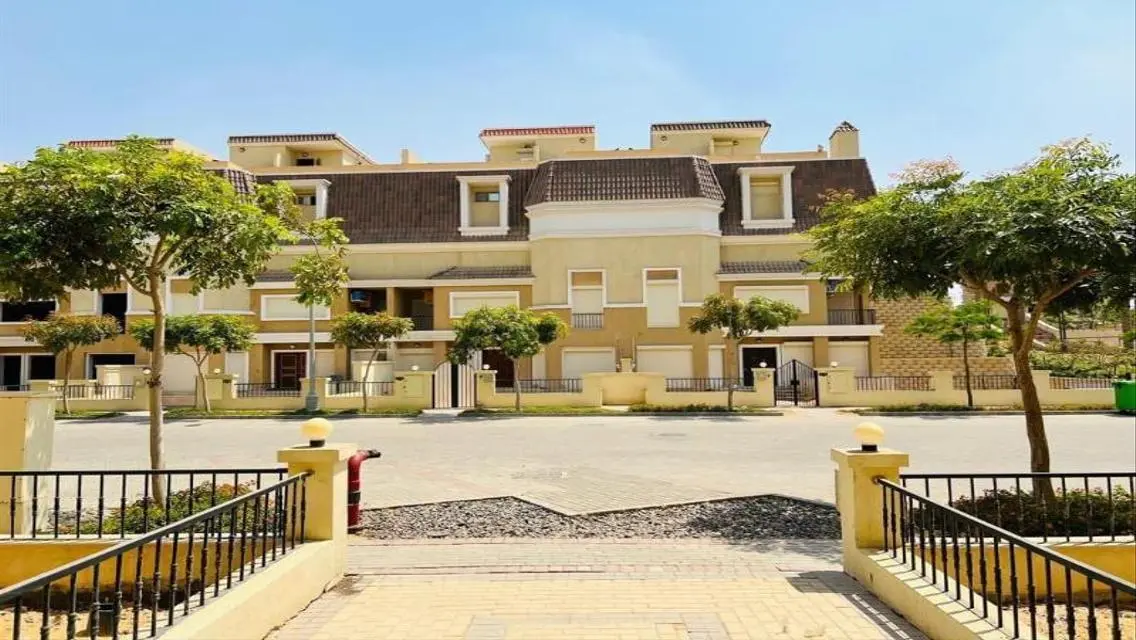 Luxury Villa Overlooking Lakes for Sale