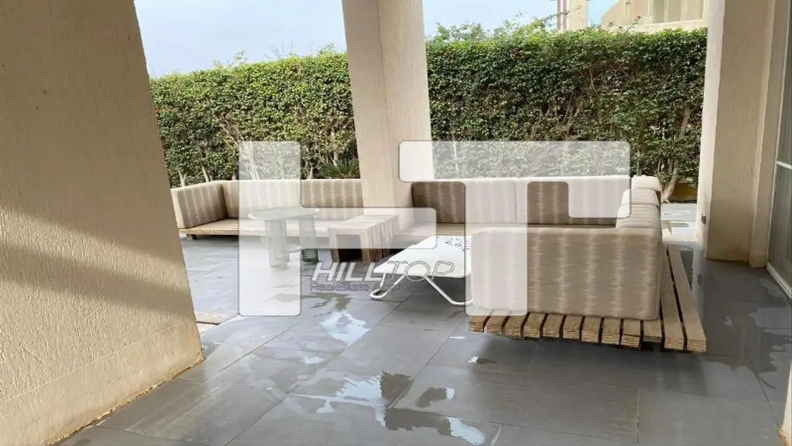 Luxurious Villa in Allegria with Top Amenities