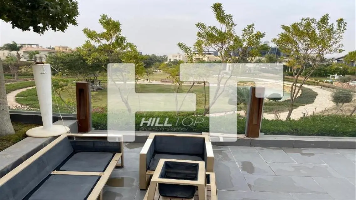 Luxurious Villa in Allegria with Top Amenities