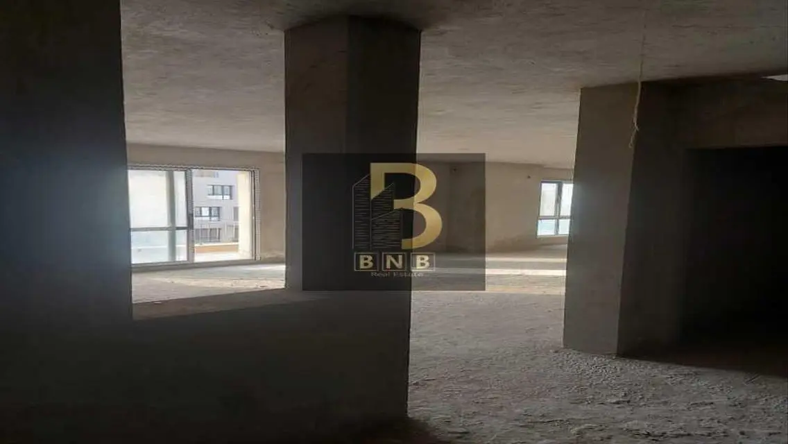 Luxury Apartment with Stunning Views in Hend