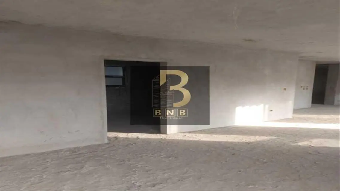 Luxury Apartment with Stunning Views in Hend