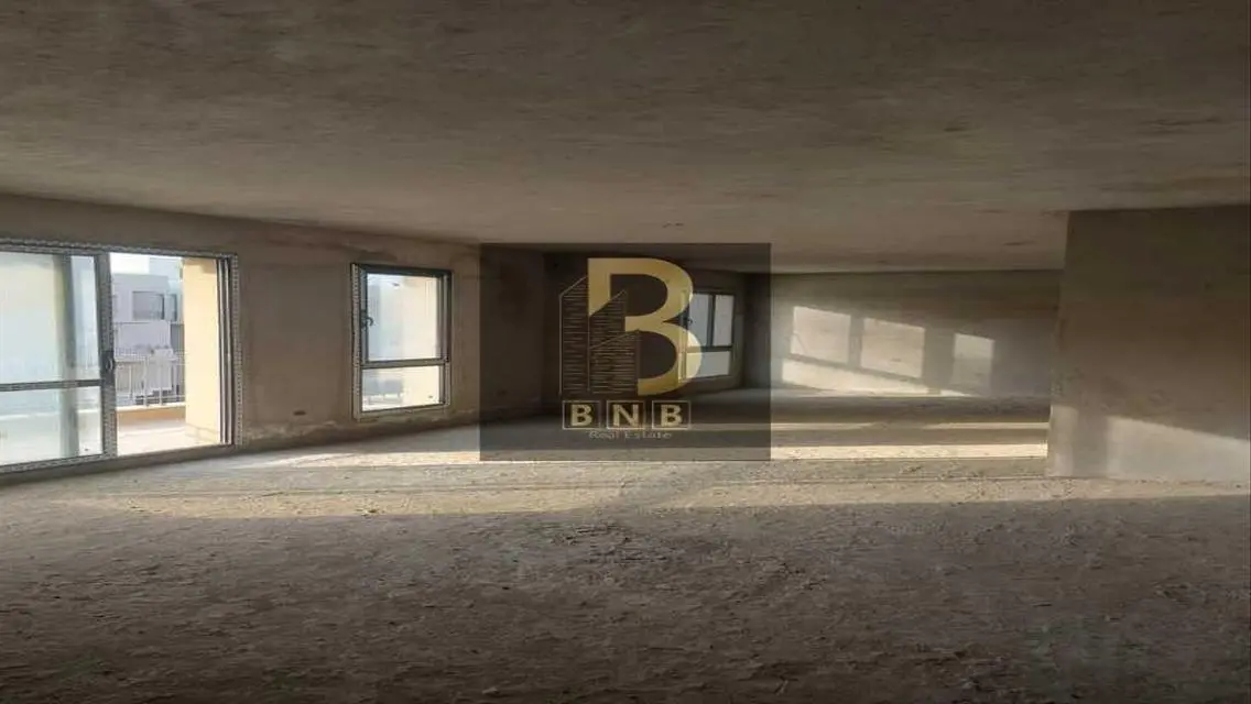 Luxury Apartment with Stunning Views in Hend