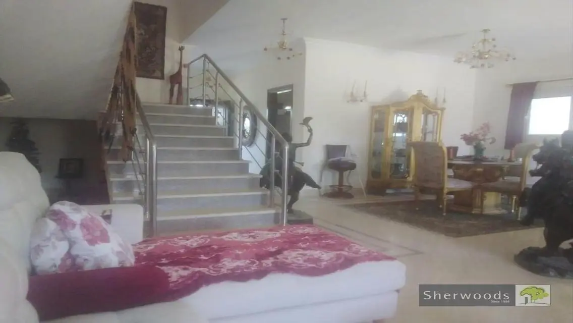 Luxurious Villa for Sale in a Prime Location
