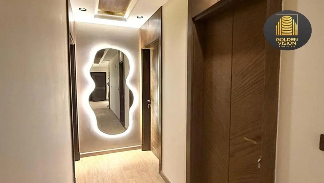 شقة فاخرة للبيع في B6-141-3-3-2