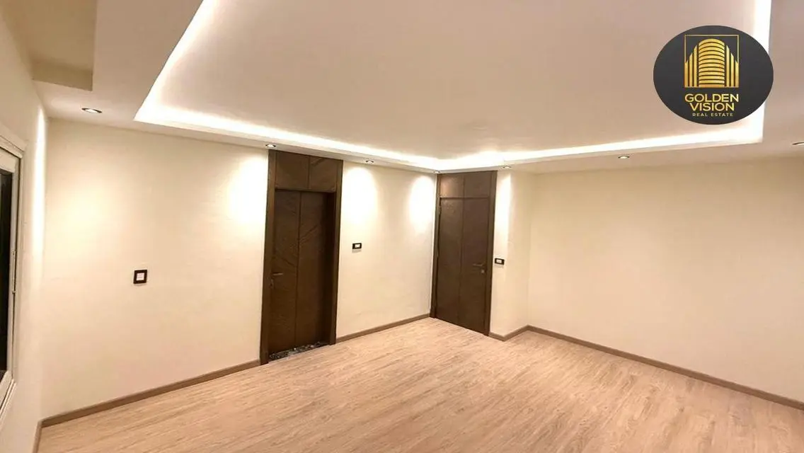 شقة فاخرة للبيع في B6-141-3-3-2