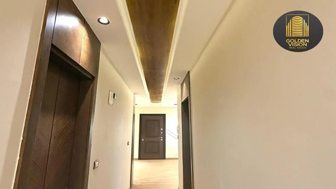 شقة فاخرة للبيع في B6-141-3-3-2