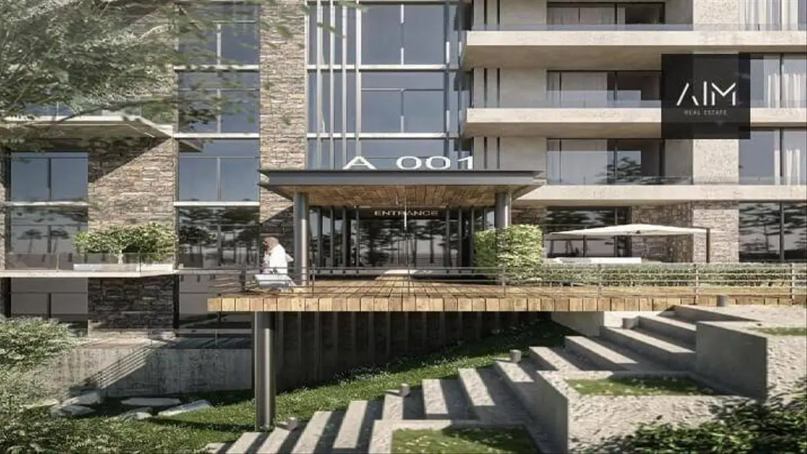 Luxury Apartment with Spacious Private Garden
