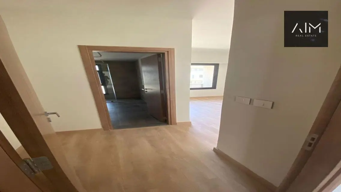 Luxury Apartment for Sale at 175 sqm in Remax - Your Address