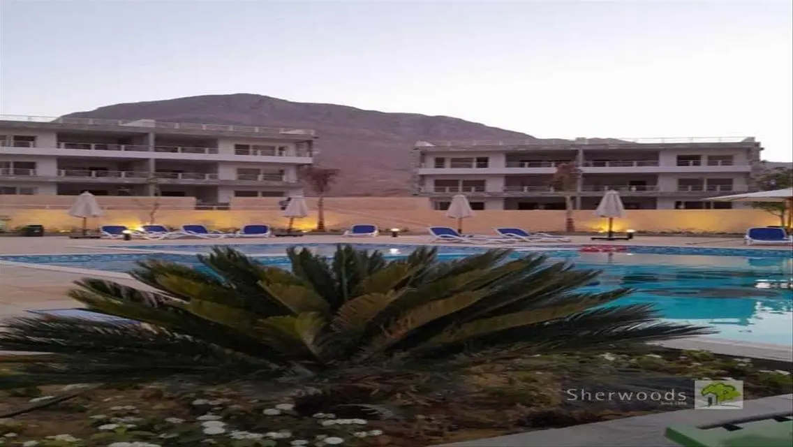 Luxury Villa for Rent Overlooking Lakes
