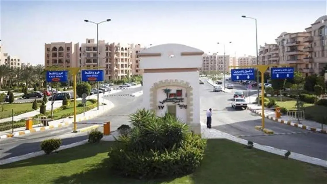 Modern Apartment 105-50 with All Amenities