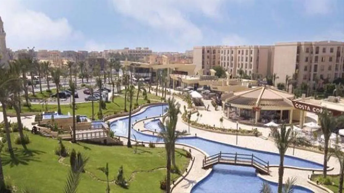 Modern Apartment 105-50 with All Amenities