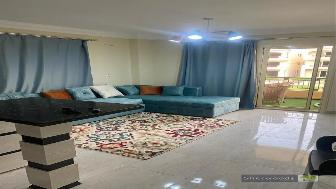 Luxury Apartment for Sale with Lake View