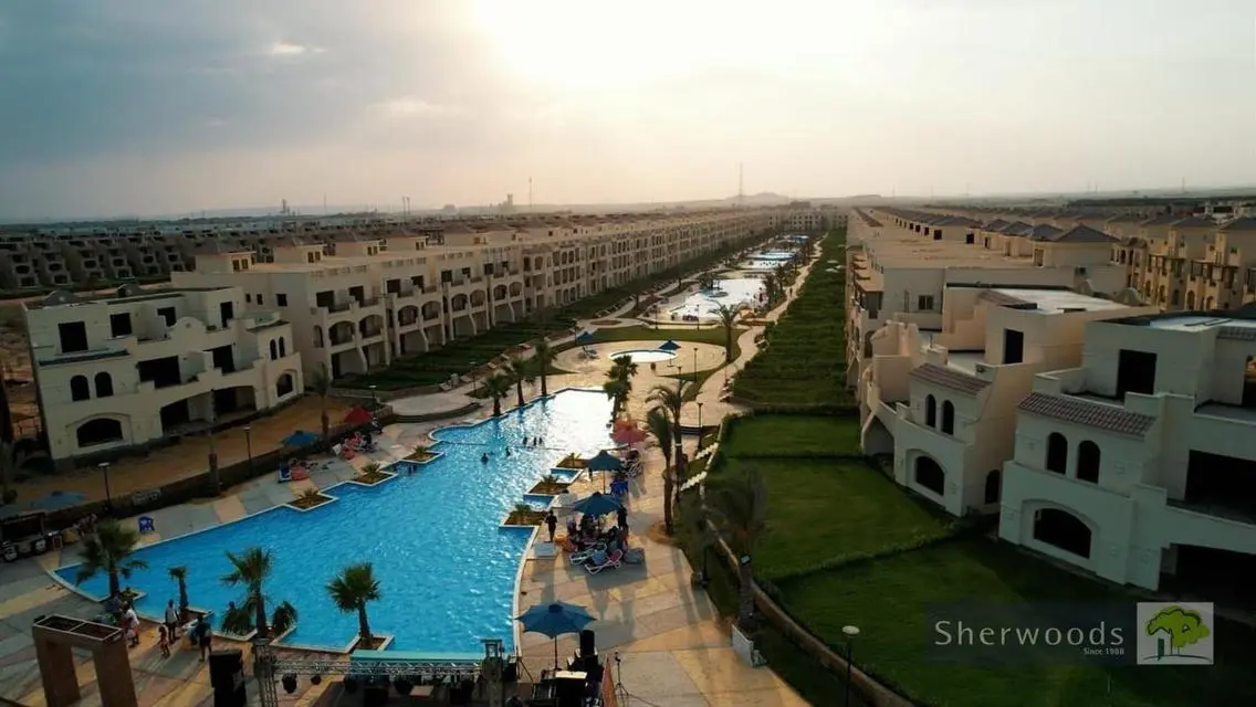 Luxury Apartment for Sale with Lake View
