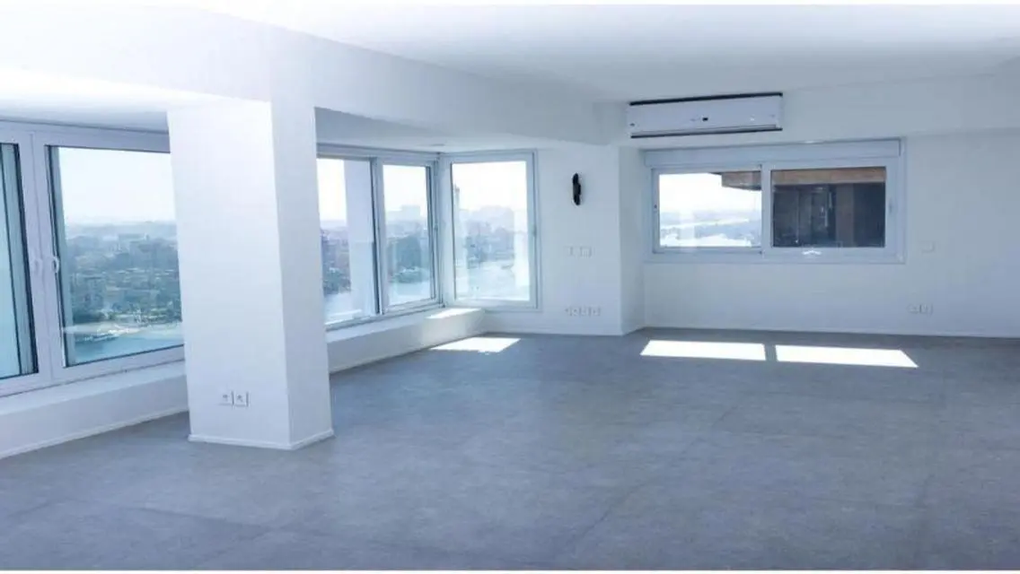 Luxury Villa for Sale with Exceptional Design and Stunning Views