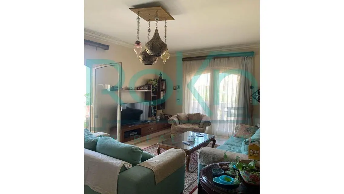 Luxury Villas with Unique Design in Scenic Areas