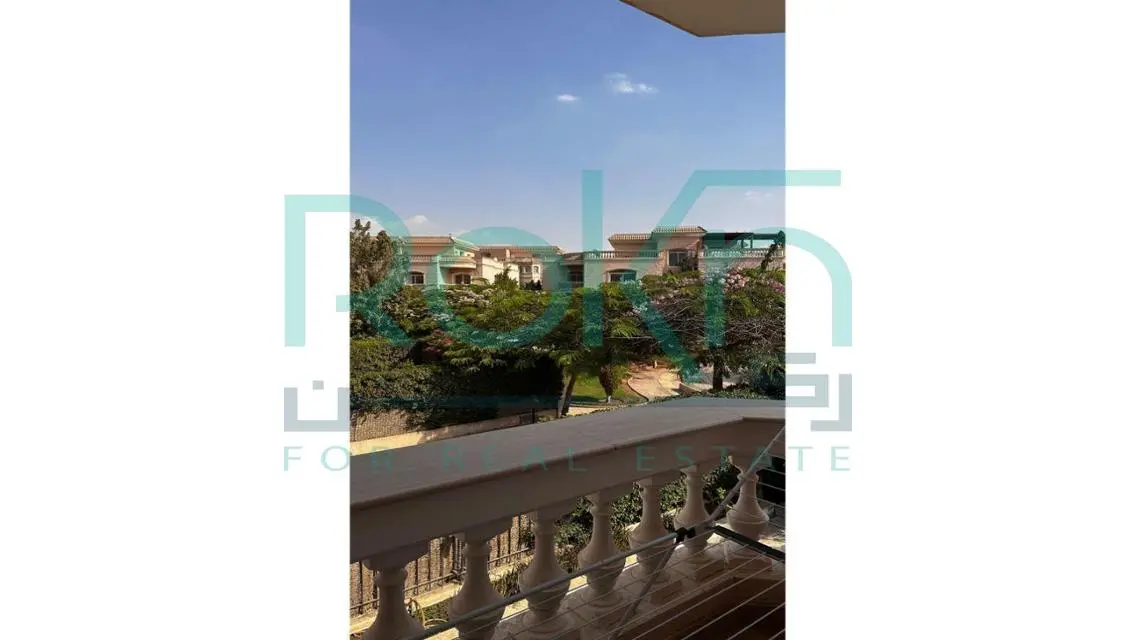 Luxury Villas with Unique Design in Scenic Areas