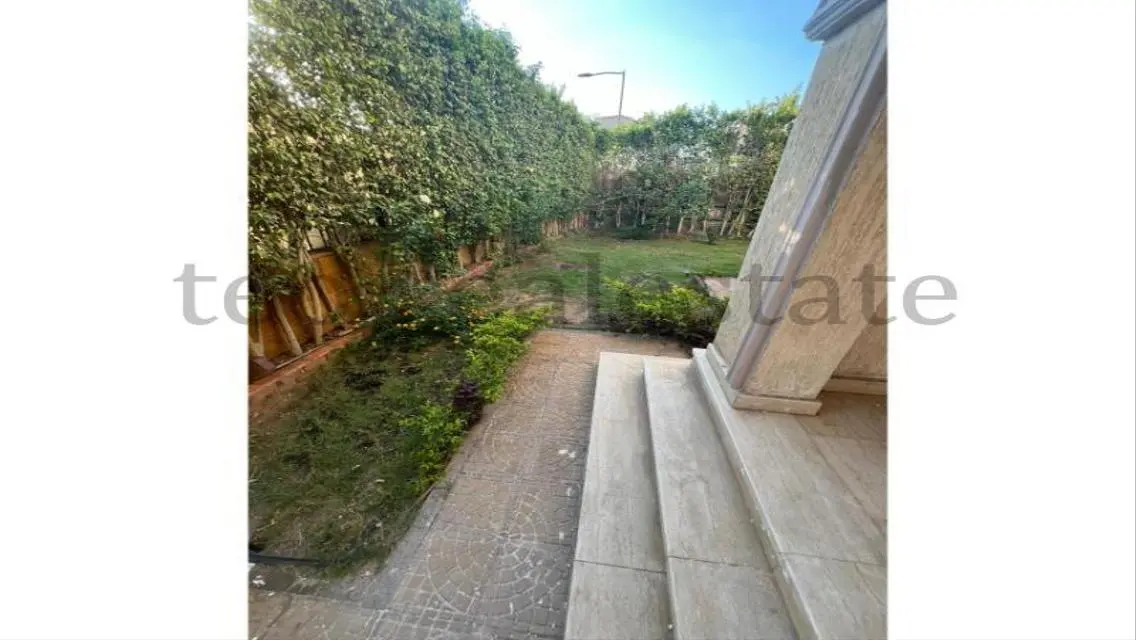 Luxury Villa for Sale in Prime Location