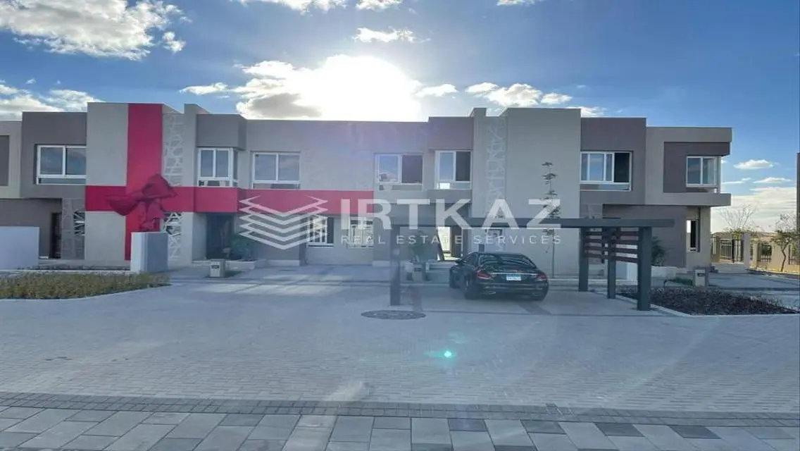 Luxury 3-Bedroom Apartment with 80 sqm Space