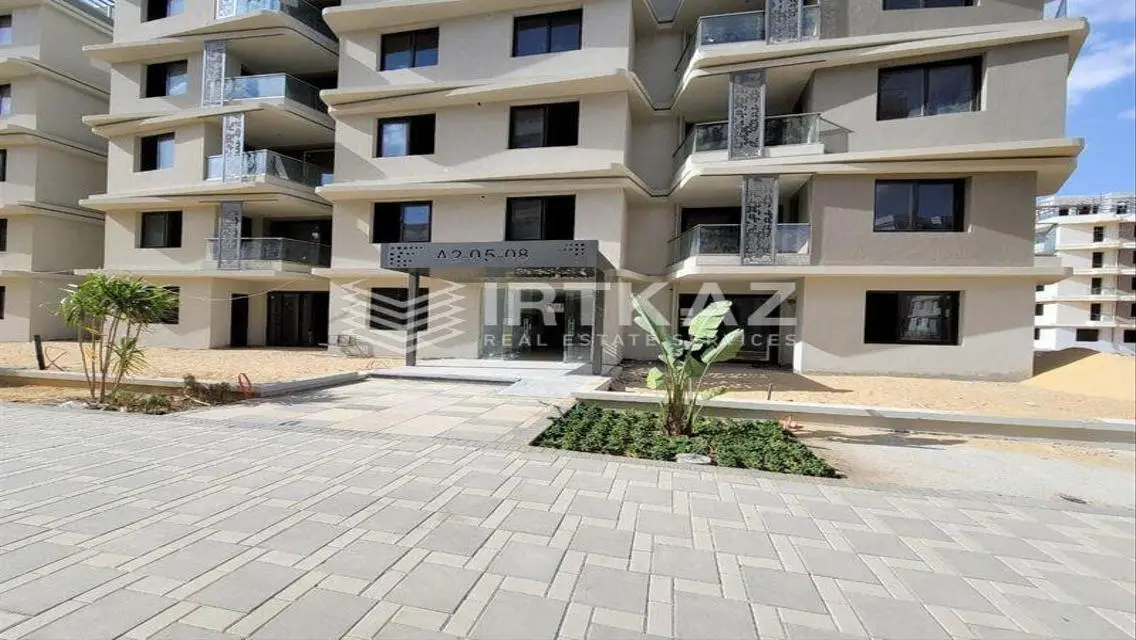 Luxury 3-Bedroom Apartment with 80 sqm Space