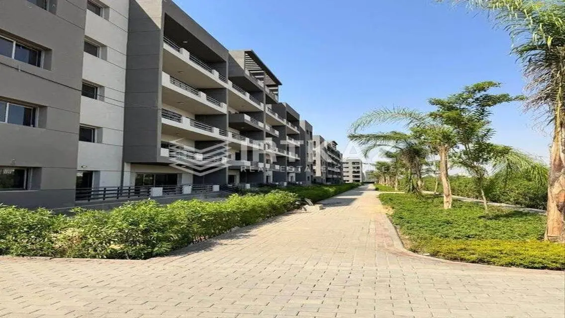 Luxury Apartment in Stoda Residence Compound, Sheraton