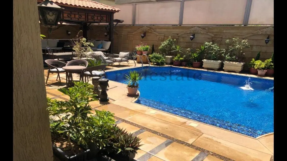 فيلا فاخرة مع مسبح خاص وحديقة خاصة