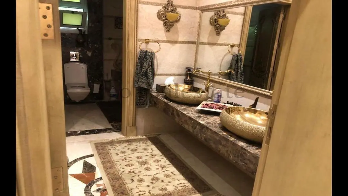 فيلا فاخرة مع مسبح خاص وحديقة خاصة