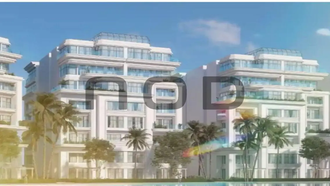 Luxury Apartment with Balcony and Private Garden in Downtown