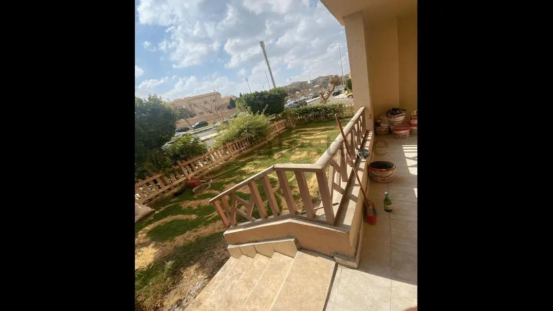 شقة فاخرة للبيع بمساحة 285 متر