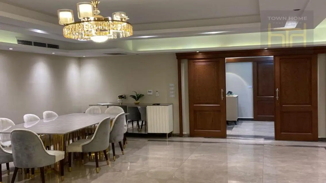 Luxury Apartment with Spacious Area in Prime Location