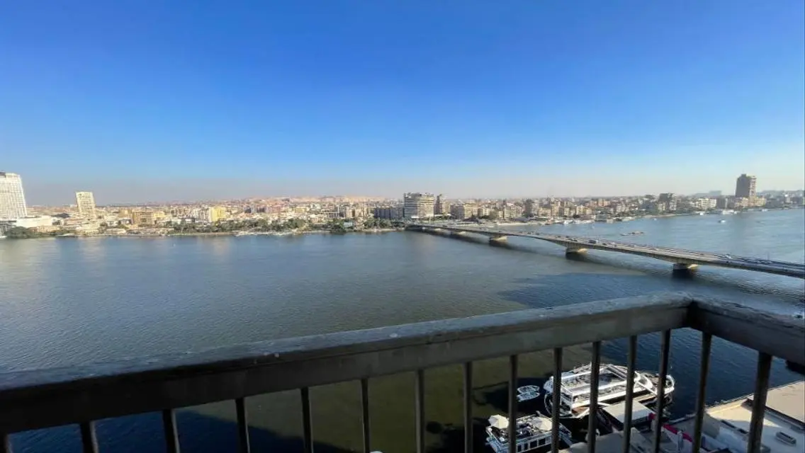 شقة فاخرة مطلة على بحيرات