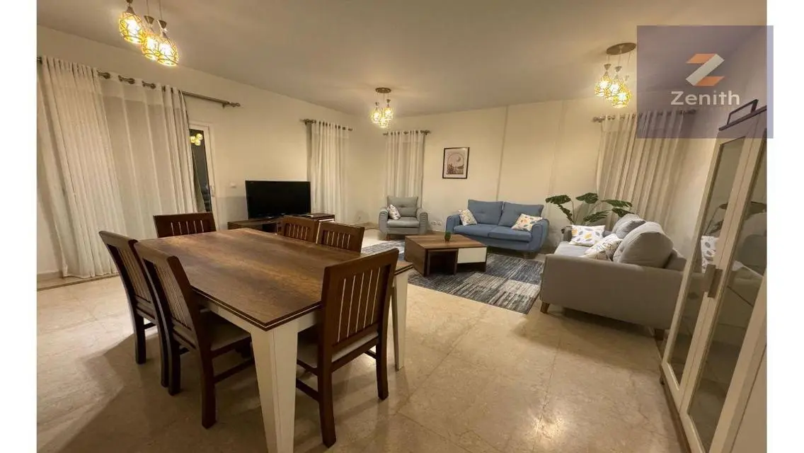 Luxury Apartment Overlooking the Lake at Lake Boulevard