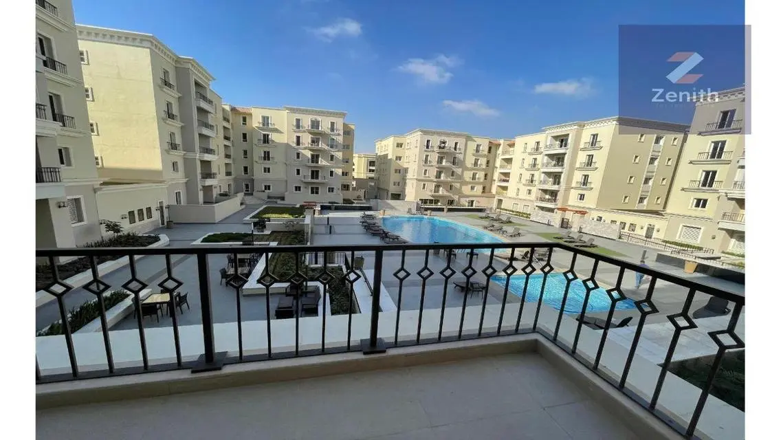 Luxury Apartment Overlooking the Lake at Lake Boulevard