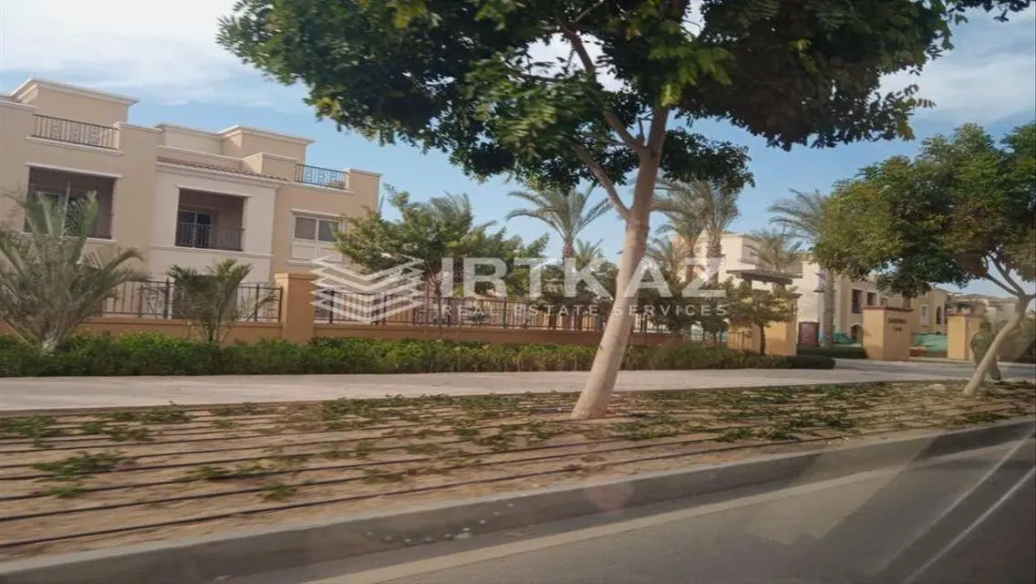 Luxury Villa with Modern Design and Spacious Layout